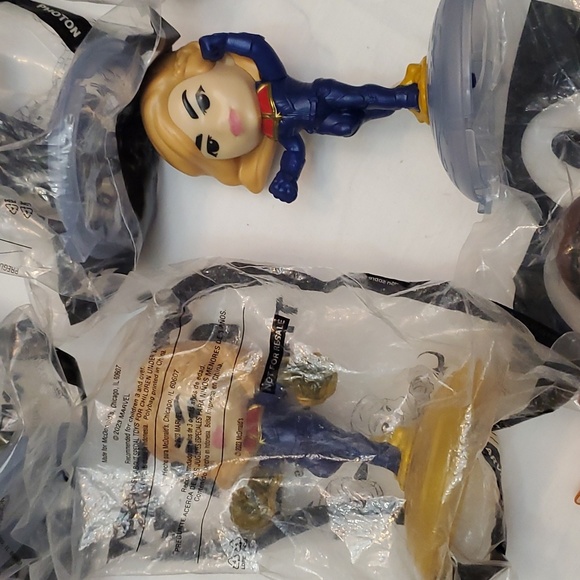 : complete set of 2023 Mcdonalds Happy meal toys The Marvels - Picture 3 of 8